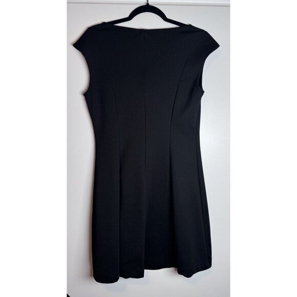 GAP Soft Stretch Black Fit & Flare Dress Size 8 Cap Sleeve Little Black Dress - Picture 3 of 5